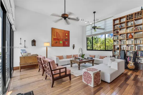 209 E Enid Dr #36, Key Biscayne, FL 33149