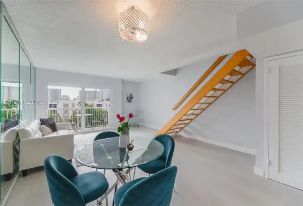 17800 Atlantic Blvd #PH9, Sunny Isles Beach, FL 33160