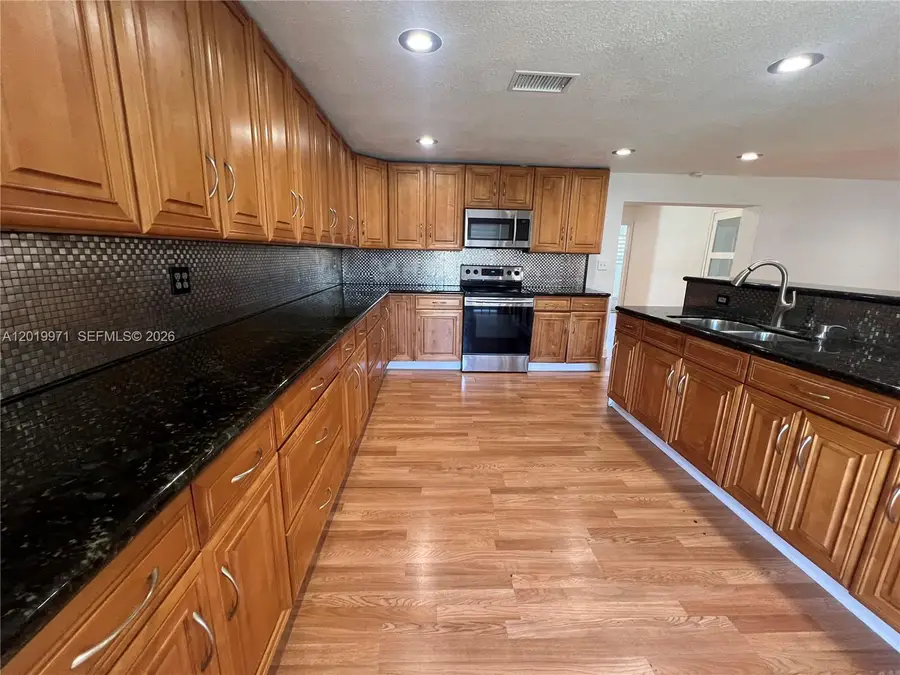 2860 NW 207th St, Miami Gardens, FL 33056 - #3