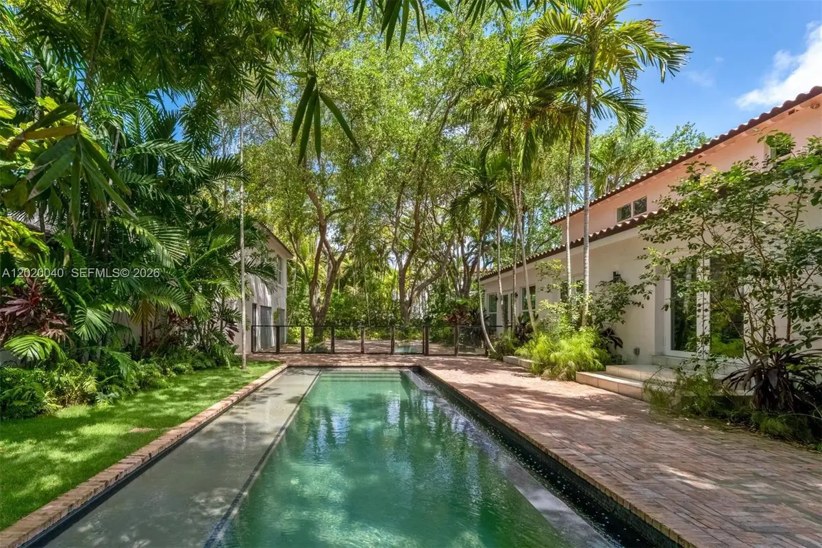 5812 Alton Rd, Miami Beach, FL 33140 - #1