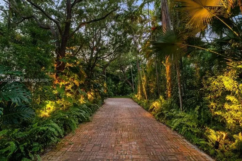 5812 Alton Rd, Miami Beach, FL 33140 - #3