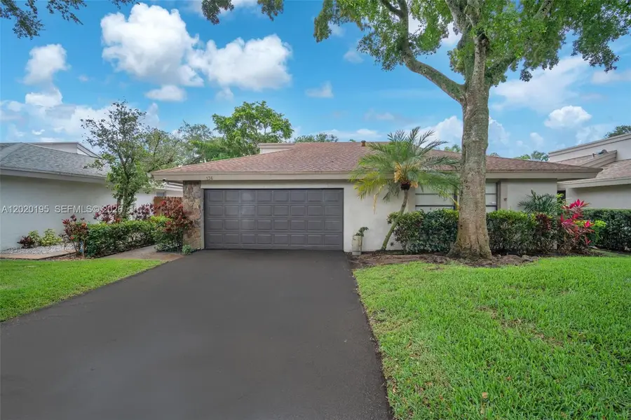 136 Greens Rd, Hollywood, FL 33021 - #2