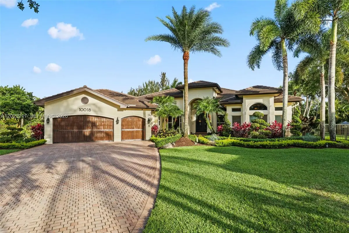 10018 Laurel Rd, Davie, FL 33328 - #1