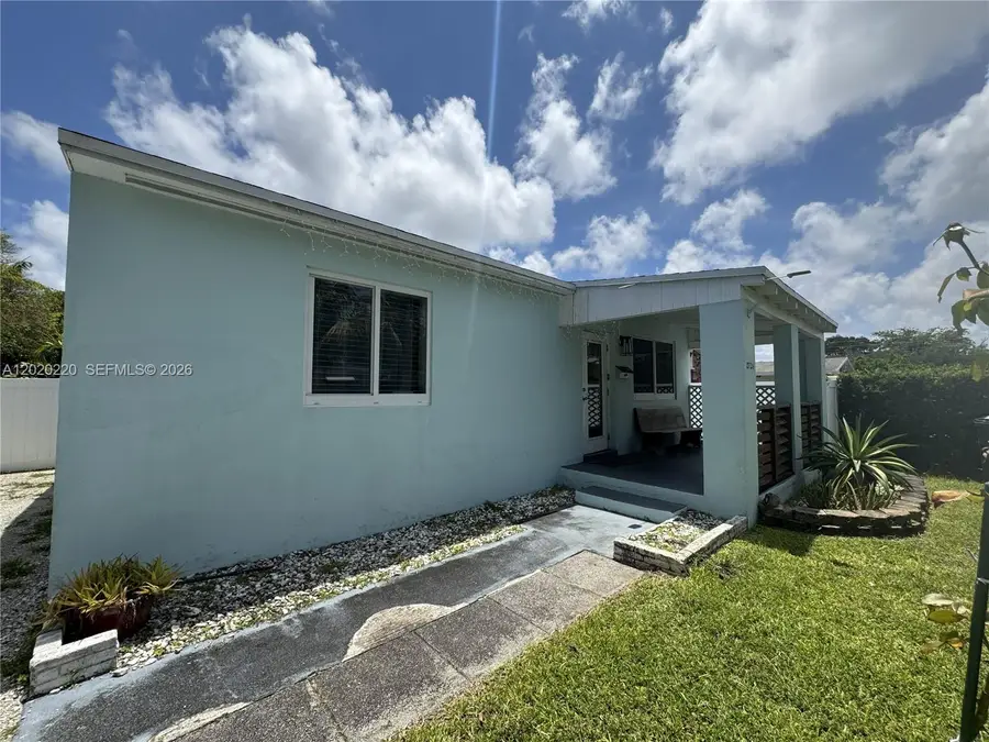 2726 Taylor St, Hollywood, FL 33020 - #3