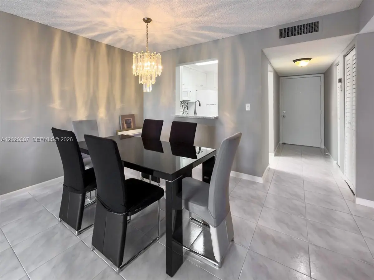 7145 Huntington Ln #303, Delray Beach, FL 33446 - #1