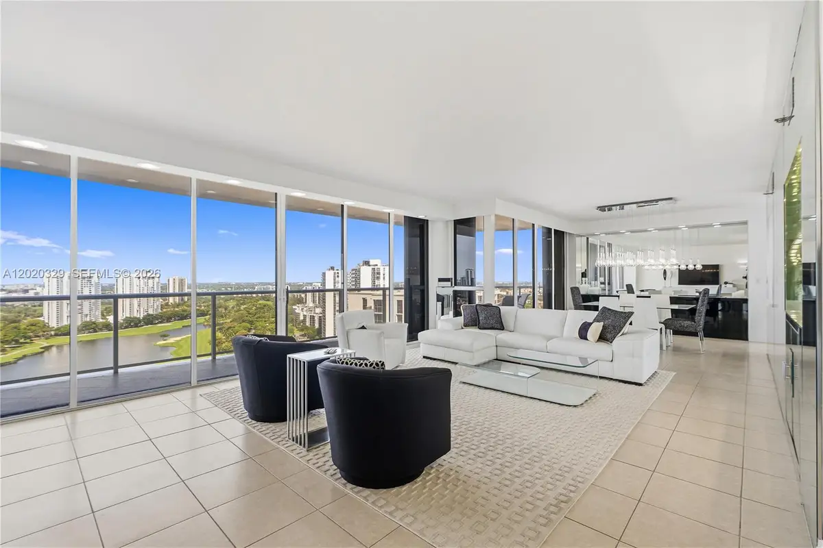 20281 E Country Club Dr #2101, Aventura, FL 33180 - #1