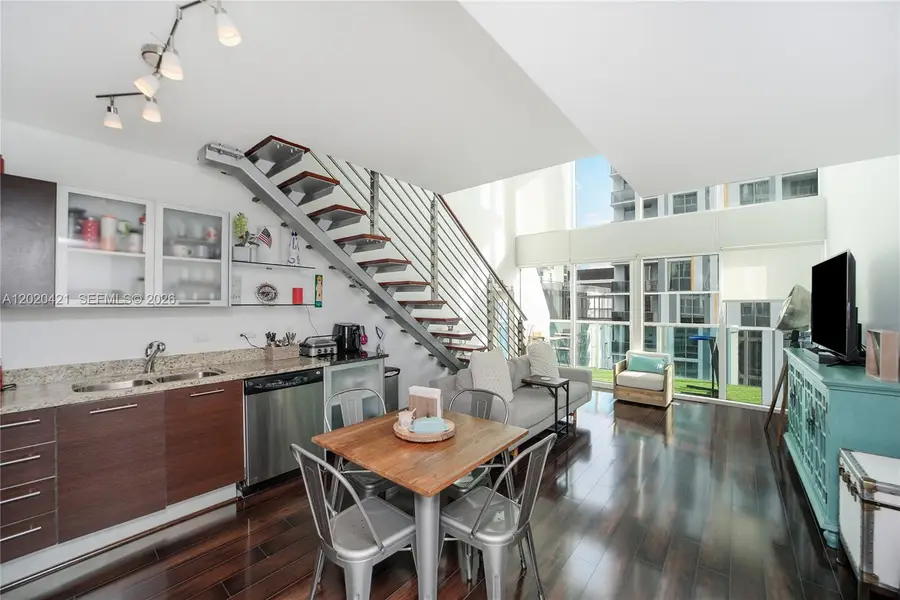 41 SE 5th St #704, Miami, FL 33131 - #3