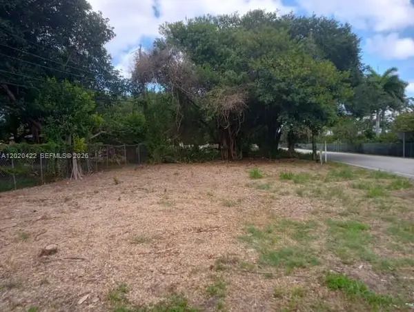 2410 NW 167 St, Miami Gardens, FL 33056