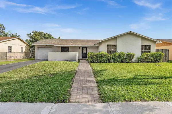 Address Withheld By Seller, Miami, FL 33157