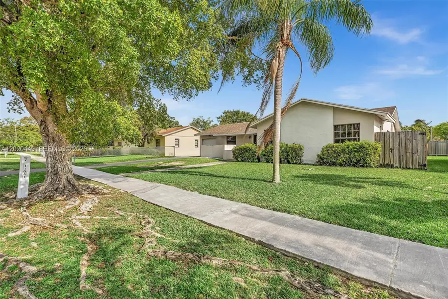 Address Withheld By Seller, Miami, FL 33157 - #2