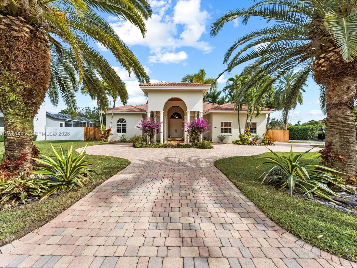 24225 SW 198th Ave, Homestead, FL 33031 - #1