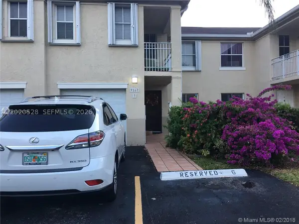 9167 Fontainebleau Blvd #3, Miami, FL 33172