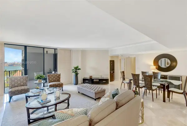 520 Brickell Key Dr #A914, Miami, FL 33131