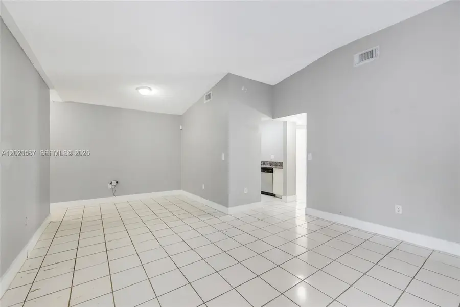8423 SW 209th St, Cutler Bay, FL 33189 - #3