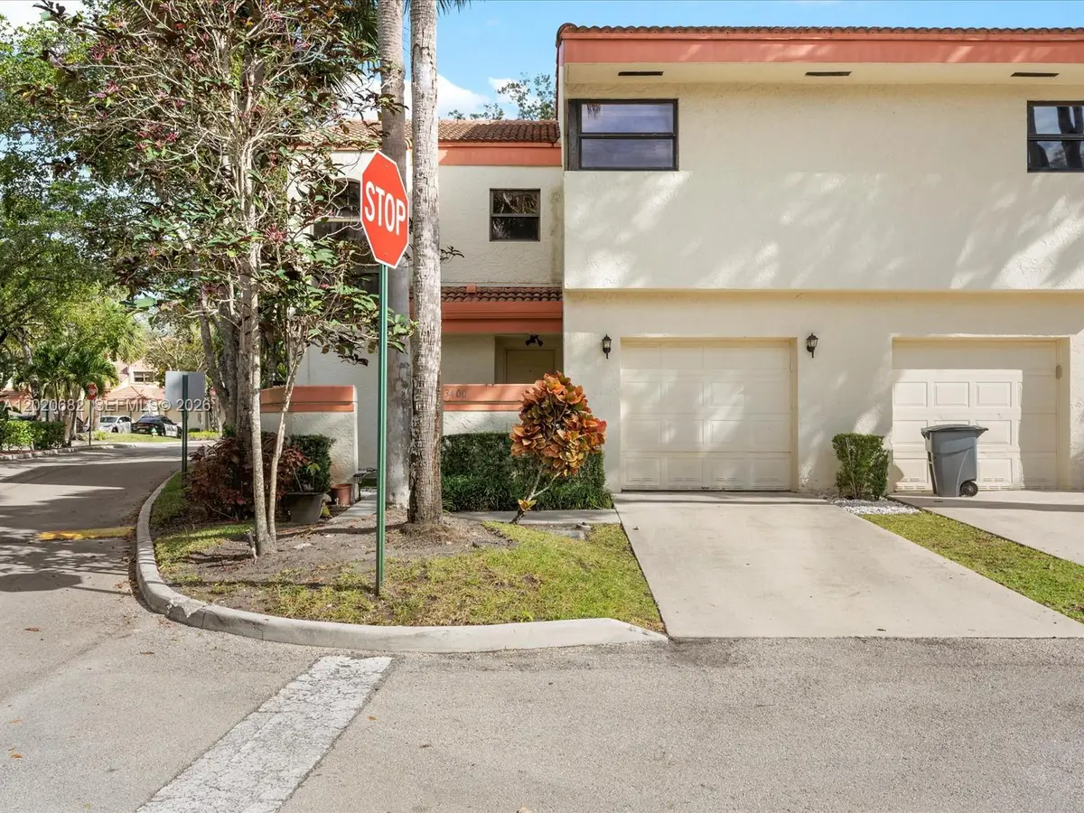 3400 Emerald Oaks Dr #801, Hollywood, FL 33021 - #1