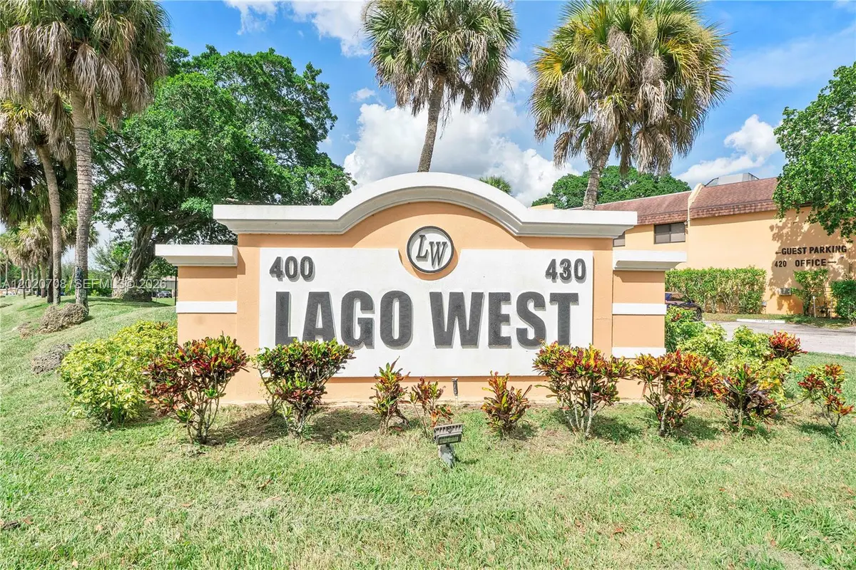 430 Commodore Dr #213, Plantation, FL 33325 - #1