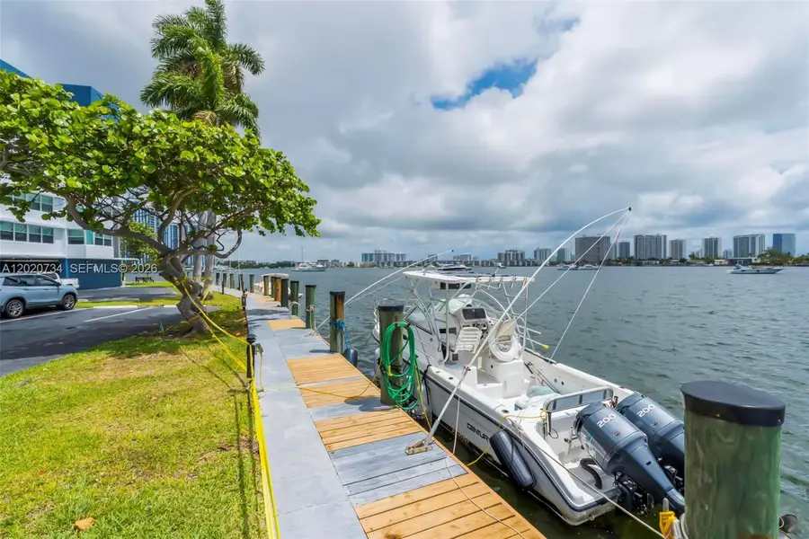 16558 NE 26th Ave #3H, North Miami Beach, FL 33160 - #2