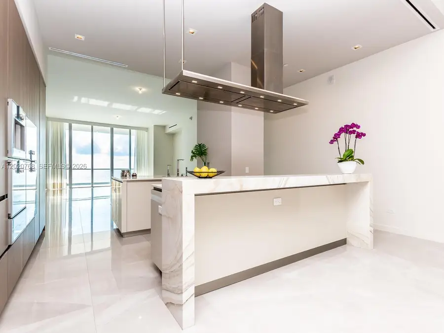 18501 E Collins #1503, Sunny Isles Beach, FL 33160 - #3