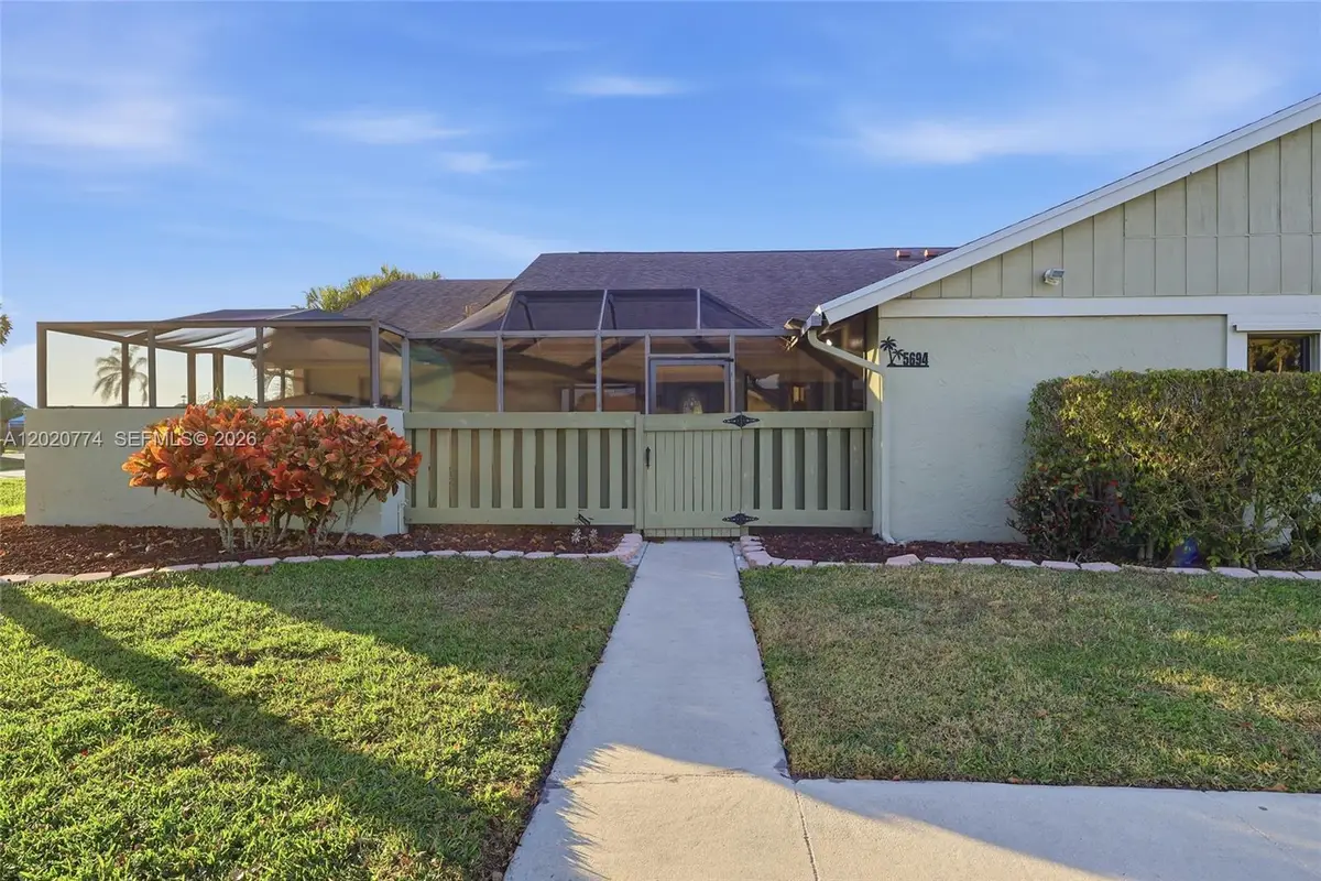 5694 Northpointe Ln, Boynton Beach, FL 33437 - #1