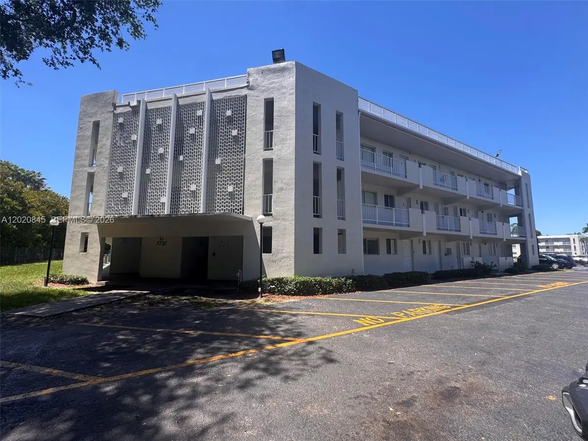 7737 SW 88th St #C106, Miami, FL 33156 - #1