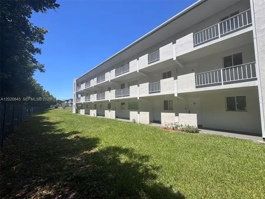 7737 SW 88th St #C106, Miami, FL 33156 - #2