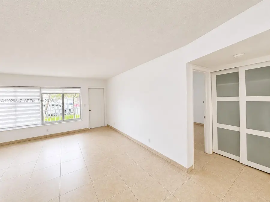 1460 NE 169th St #108, North Miami Beach, FL 33162 - #2