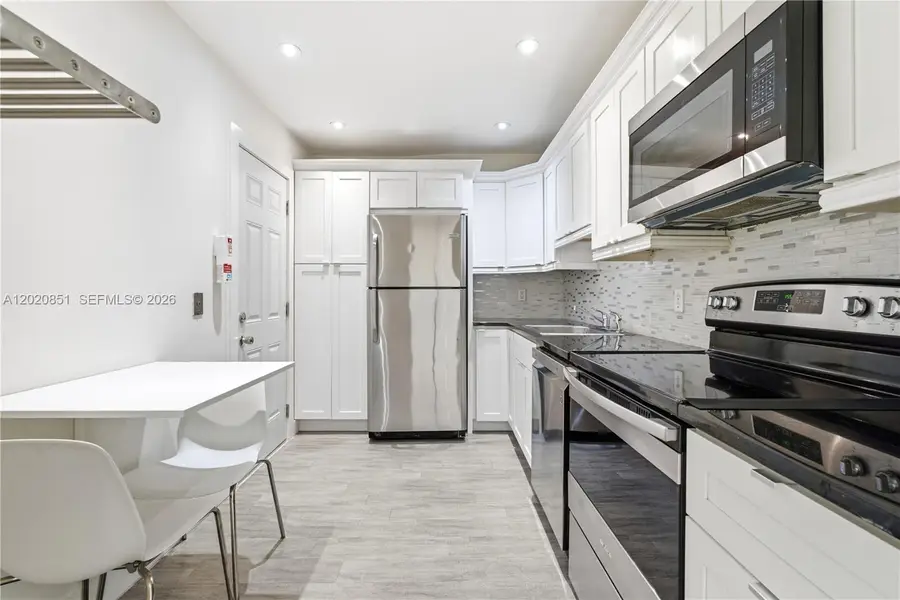 1200 Mariposa Ave #E104, Coral Gables, FL 33146 - #2