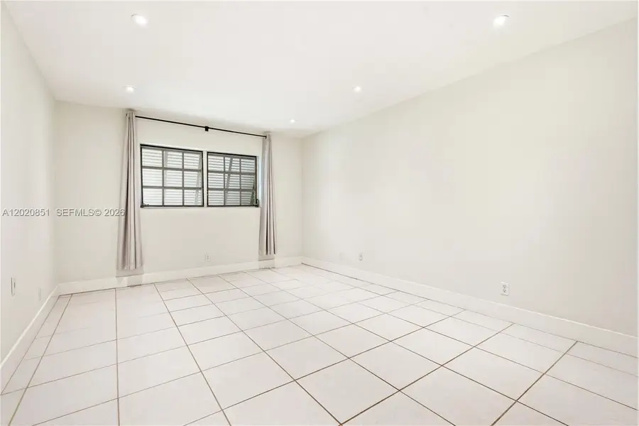 1200 Mariposa Ave #E104, Coral Gables, FL 33146 - #3