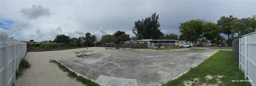 21740 NW 1st St, Pembroke Pines, FL 33029 - #2