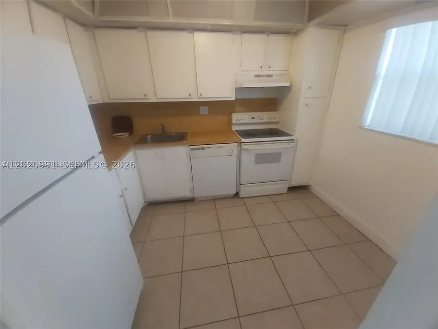 8370 Sands Point Blvd #H306, Tamarac, FL 33321 - #2