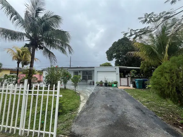 5452 NW 172nd Ter, Miami Gardens, FL 33055