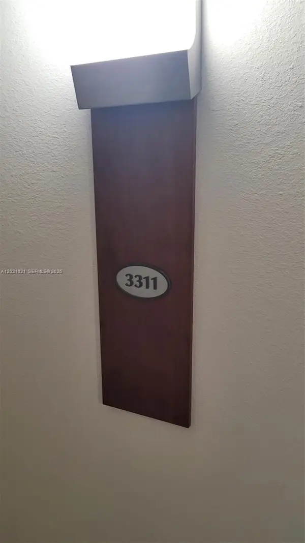 1750 N Bayshore Dr #3311, Miami, FL 33132