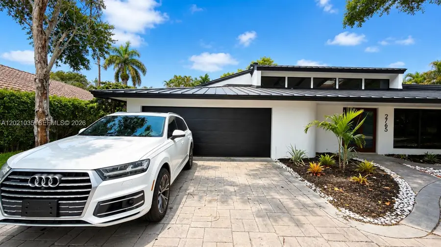 2765 NE 35th Dr, Fort Lauderdale, FL 33308 - #3