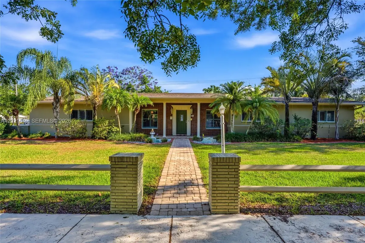 8495 SW 160th St, Palmetto Bay, FL 33157 - #1