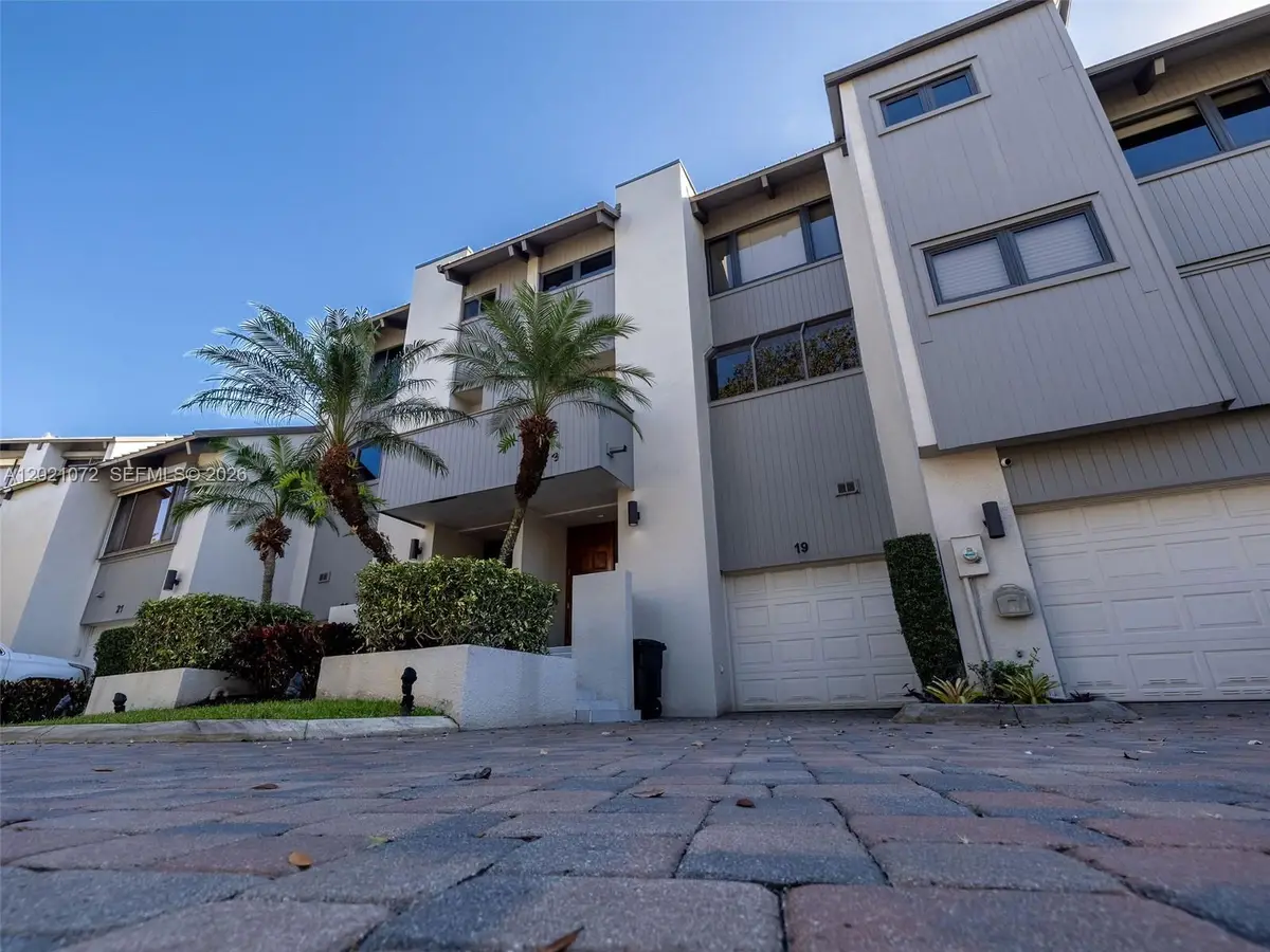 19 Port Side Dr #19C, Fort Lauderdale, FL 33316 - #1