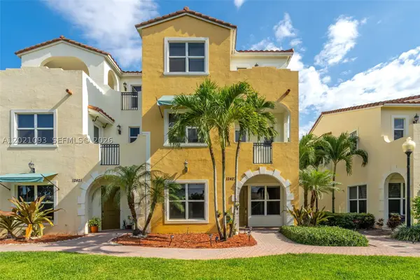 12427 NW 18th Ct, Pembroke Pines, FL 33028