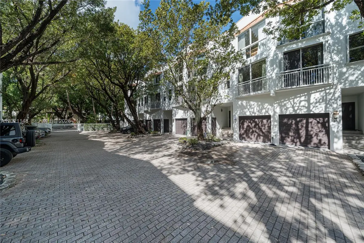 325 Meridian Ave #5, Miami Beach, FL 33139 - #1