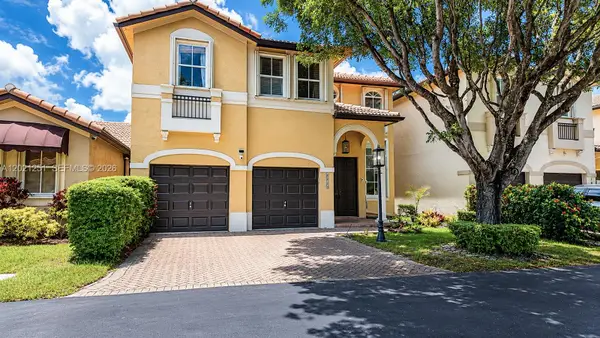 4844 NW 110th Pl, Doral, FL 33178