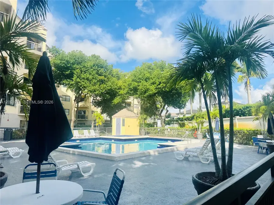8290 Lake Dr #130, Doral, FL 33166 - #2