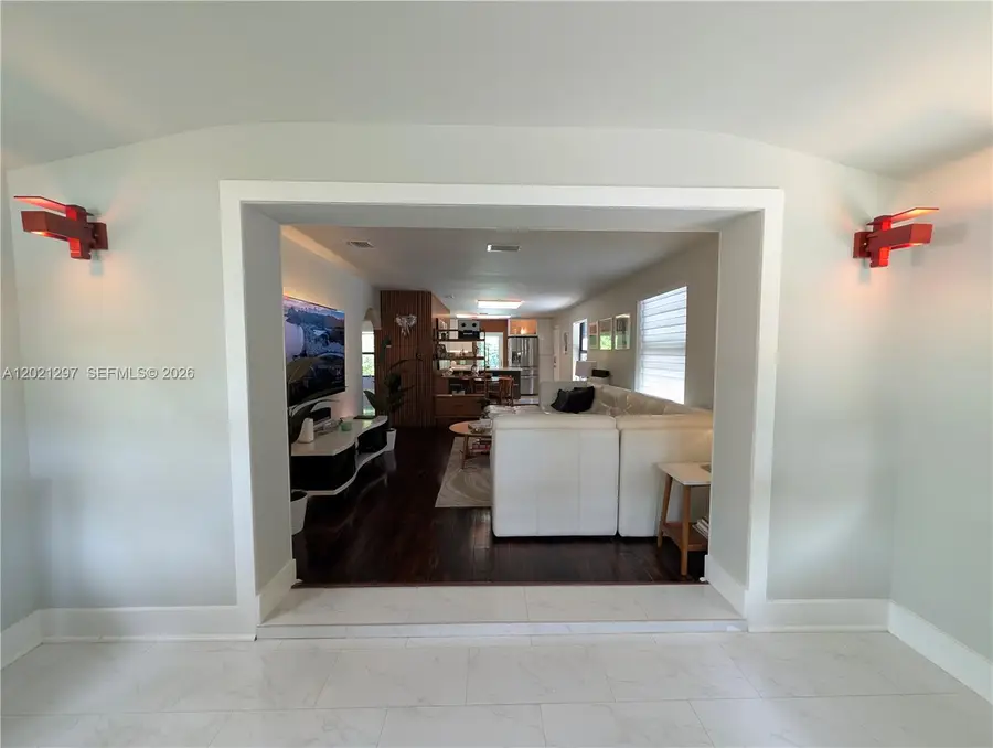 2460 Jackson St, Hollywood, FL 33020 - #3
