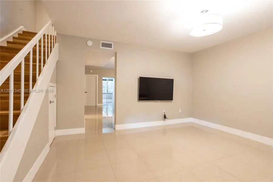 14333 Memorial Hwy #9K, Miami, FL 33161 - #3