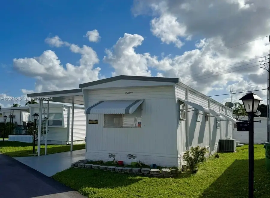 1332 S 33 Ave, Hollywood, FL 33021 - #2