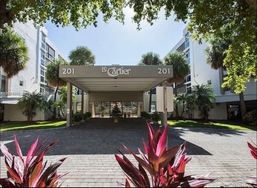 201 178th Dr #332, Sunny Isles Beach, FL 33160 - #3