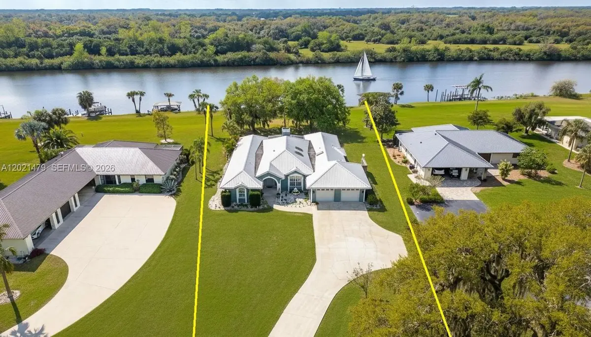 1261 Riverbend Dr, Labelle, FL 33935 - #1