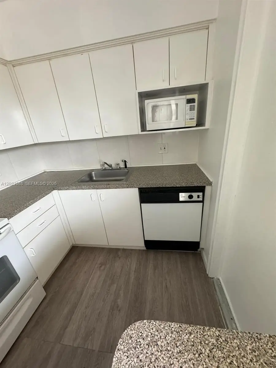 20201 NE 29th Ct #D329, Aventura, FL 33180 - #2