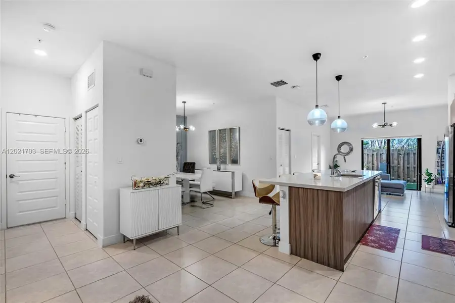 8015 NW 104th Ave #3, Doral, FL 33178 - #2