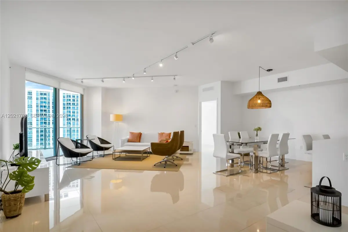 17301 Biscayne Blvd #907, North Miami Beach, FL 33160 - #1