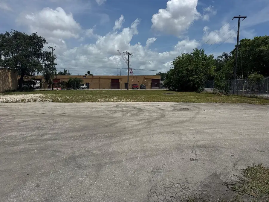 2955 NW 75th St, Miami, FL 33147 - #3