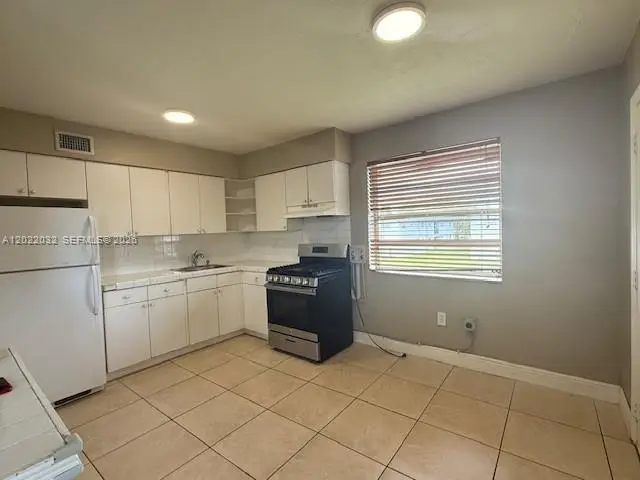 4300 SW 67th Ave #50, Miami, FL 33155 - #2
