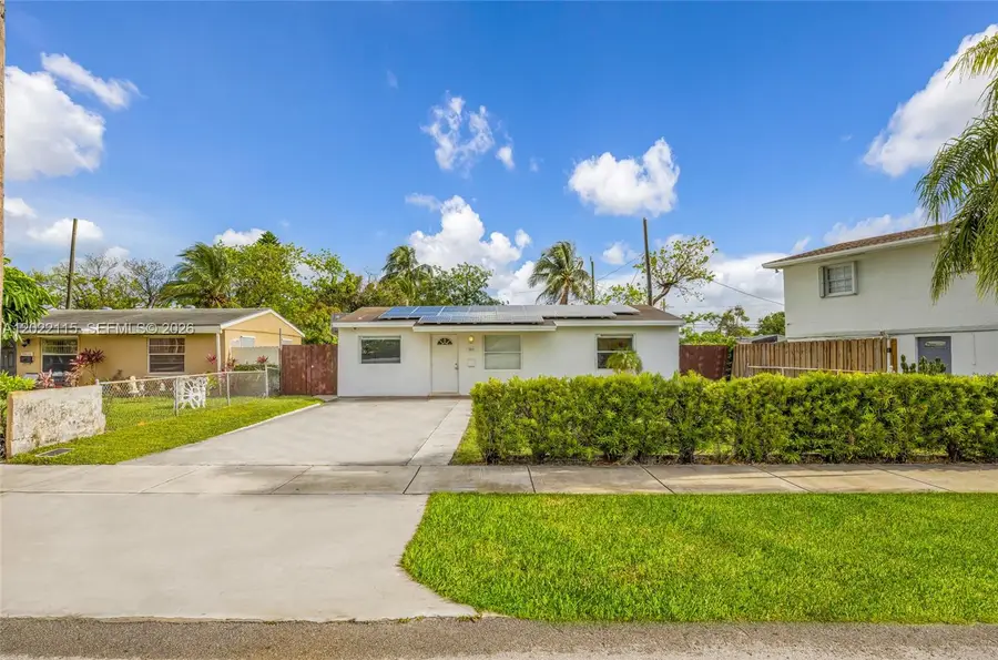 2411 Fletcher St, Hollywood, FL 33020 - #2